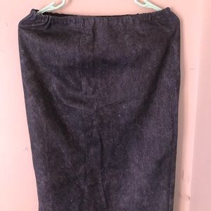 ELIE TAHARI pencil skirt.